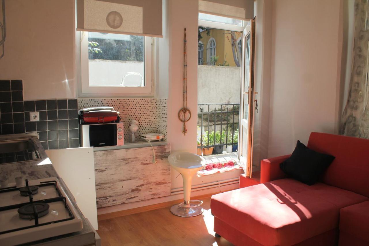 Apartament For Those Who Want To Be Close To Beyoglu Istiklal Street Stambuł Zewnętrze zdjęcie